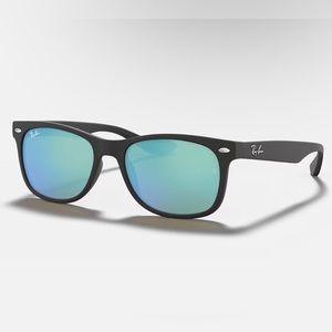 Ray-Ban New Wayfarer Sunglasses